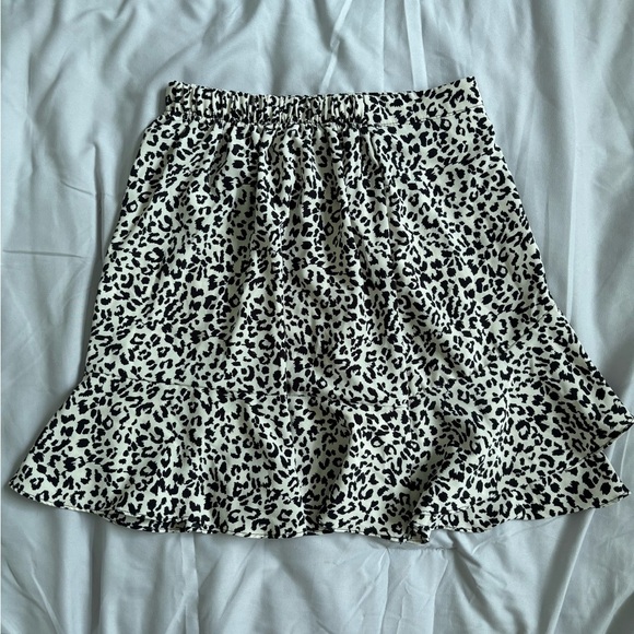 Altar’d State Leopard Print Ruffle Skirt - Picture 2 of 7